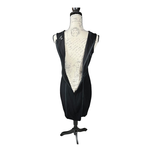 Ann Taylor ~Woman Size 4~ Solid Black Sheath Dress Sleeveless Unlined. - Picture 5 of 7